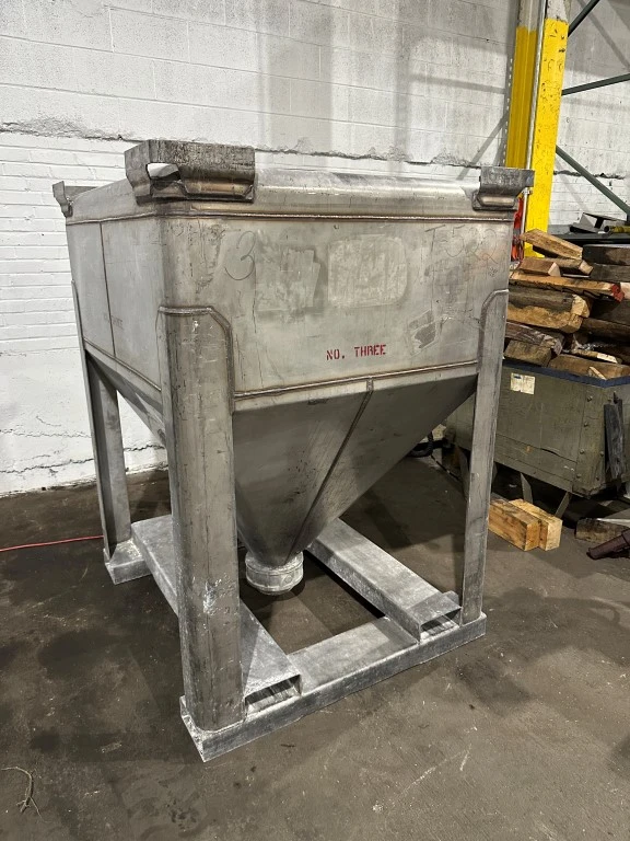 STAINLESS HOPPER