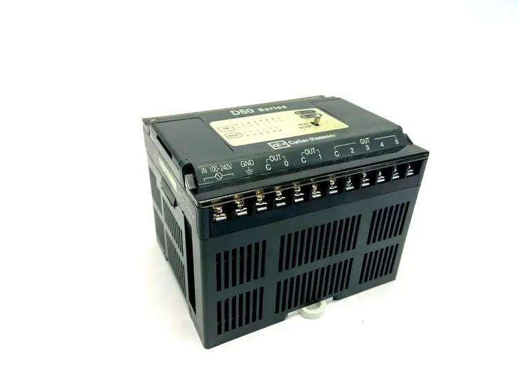 Used Cutler-Hammer Cutler Hammer D50CR14 PLC Input & Output Michigan US | Maverick Industrial Sales #1460778