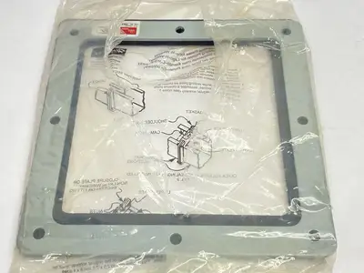 New | in-Stock Hoffman Sealing Plate 90-Degree Angle Lay-in HC 6.00 x 6.00" Gray 18710 Electrical Boxes Michigan US | Maverick Industrial Sales #1402300