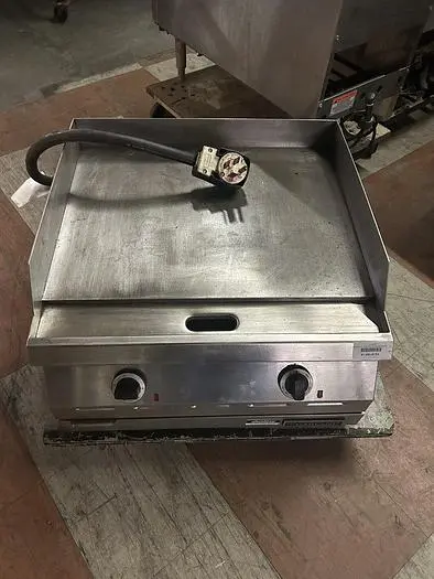 Used GARLAND EF24G Electric Cooking Equipment British Columbia CA | Surrey Food Equipment #432311