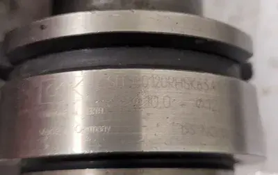 USED KENNAMETAL SEF100120RHSK63AM