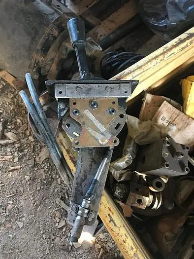 Used SANDVIK MORSE THROTTLE CONTROL - 001880-181 Construction Equipment Parts Pennsylvania US | East West Machinery & Drilling #1416080
