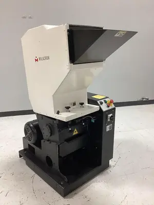 USED MILACRON MG-814