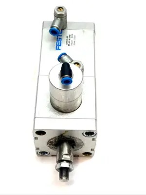 USED FESTO COMPACT CYLINDER 63MM BORE 60MM STROKE 548211