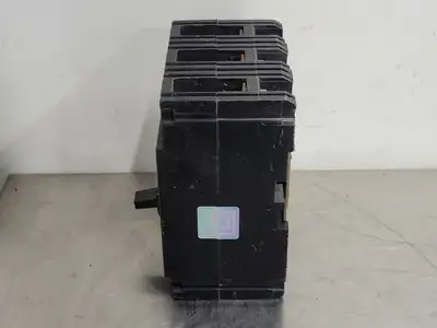 Used SQUARE D FA36020 Switchgears British Columbia CA | Lenmark #244746