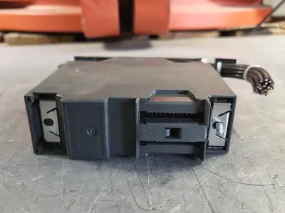 USED SIEMENS 6ES7 321-1BH02-0AA0