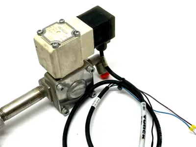 PF2W720-N03-67 | SMC  Digital Flow Switch w/ VXD235DZ2AE Pilot Valve - Used