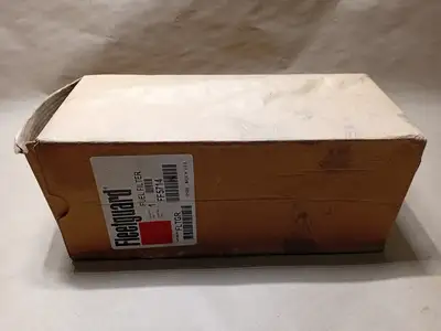 NEW FLEETGUARD FF5714
