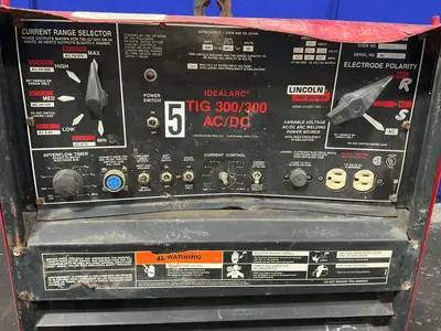 Used LINCOLN ELECTRIC IDEALARC TIG 300/300 AC/DC Welding Machinery (Other) Ohio US | HGR 24 #1404390
