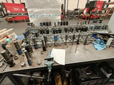 2006 AMADA EMZ-3610NT Turret Punches | SNL Machine Trader LLC (15)