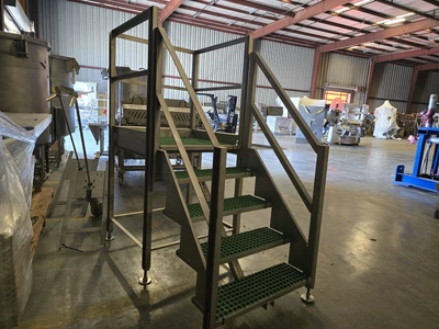 USED AMFEC Work Platform