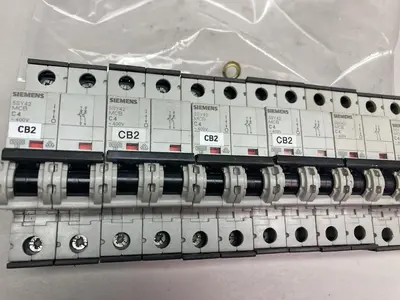 Used SIEMENS 5SY4204-7 Miscellaneous Equipment (Electrical & Power) | Surplus Asset Holdings #1201616