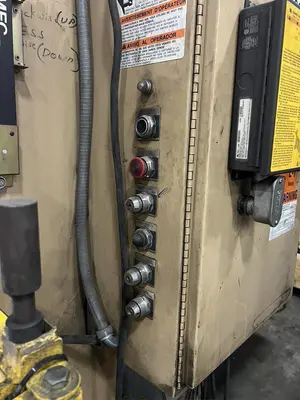 Used 1998 STANDARD INDUSTRIAL AB400-12 Press Brakes Wisconsin US | Myers Technology Co., LLC #1545542