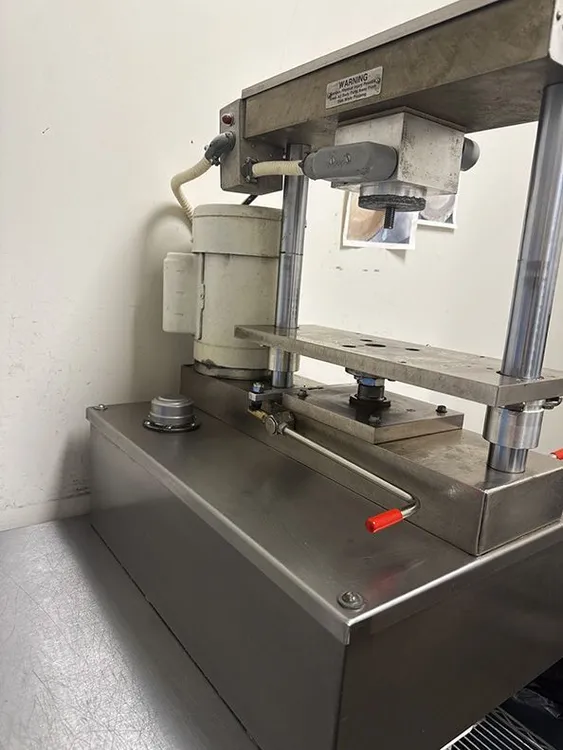 Used Comtec 1100 Dough Sheeters & Presses Minnesota US | Harvest Equipment and Fabrication Inc #1343234