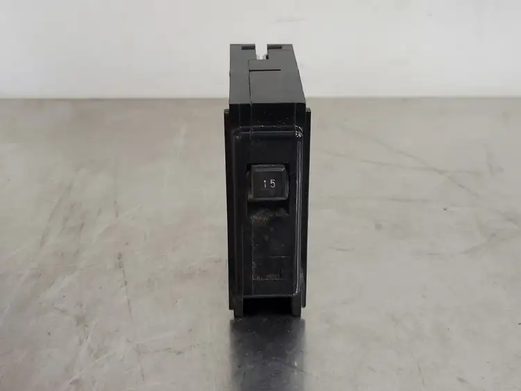 Used WESTINGHOUSE QNPL1015 Switchgears British Columbia CA | Lenmark #244768