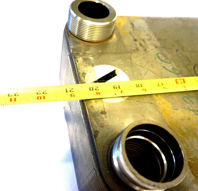 NEW HEAT EXCHANGER 22 PLATE 20 1/2'' X 9 1/2'' MALE/FEMALE THREAD