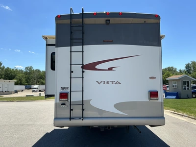 USED 2013 WINNEBAGO F53