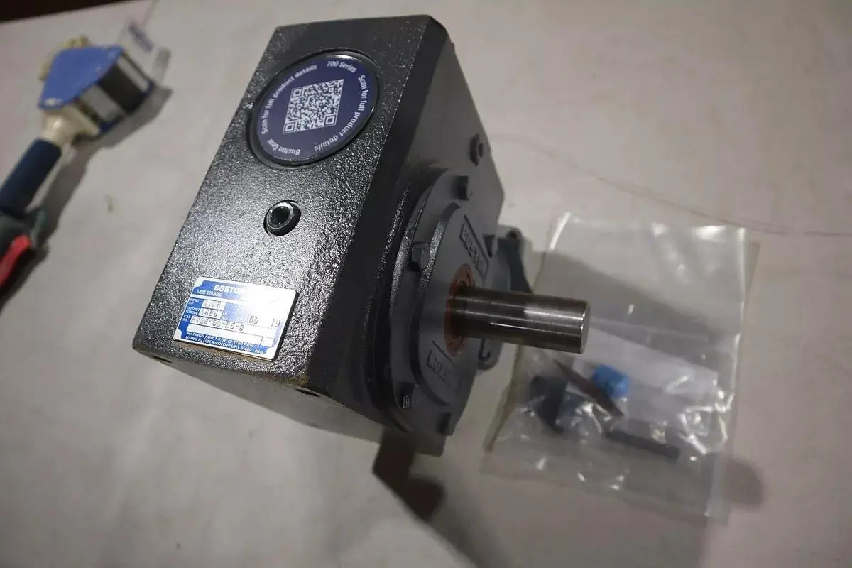 Boston Gear F726-50-B5-G Reducer NEW IN BOX STOCK G166