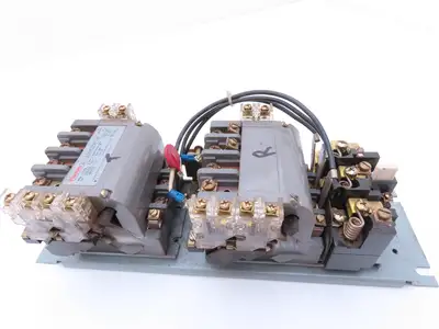 Furnas 22DP32A E6 Reversing Motor Starter 10Hp Size 1 Max 27A 600 VAC Overload