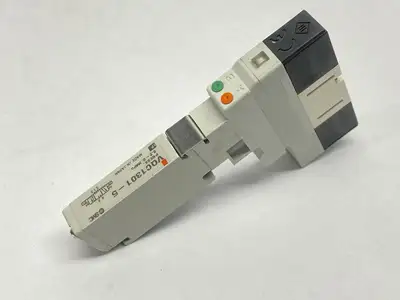 VQC1301-5 | SMC  Pneumatic Solenoid Valve 5-Port - Used