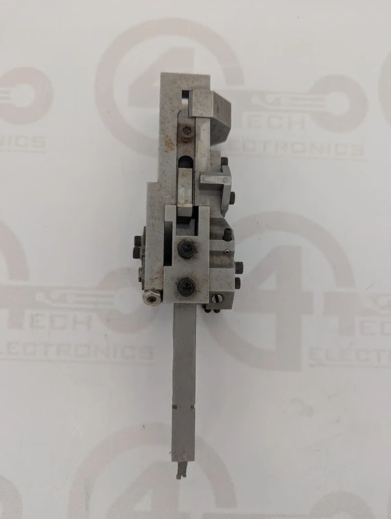 Used Universal Instruments Corporation Radial Insertion Head Assembly Miscellaneous PCB & SMT Equipment Michigan US | 4Tech USA #1540563