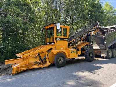 LEEBOY 3000 FFL Asphalt Equipment | Mid South Machinery (3)