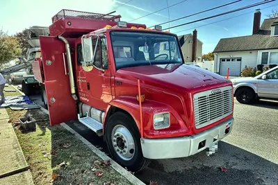 Used 2000 FREIGHTLINER FL70 Dump trucks New York US | Proxy Equipment #1378042
