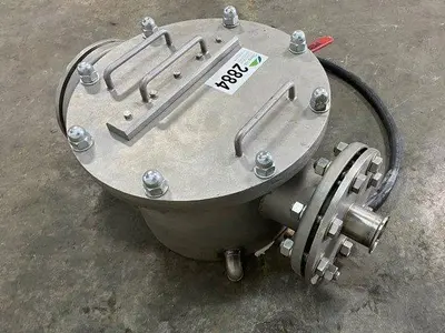 Liquid Magnet Trap