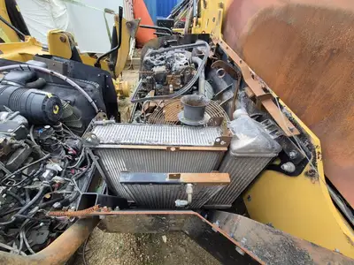 USED CATERPILLAR TH560B