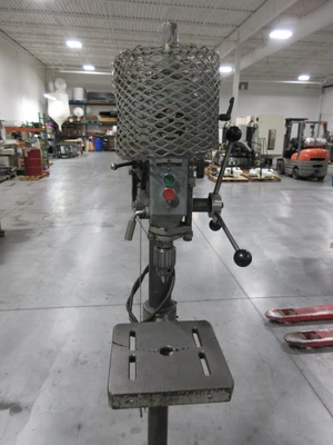 Used WALKER-TURNER 1216-42, 15" FLOOR MODEL DRILL PRESS Drill Press (Woodworking) Minnesota US | Machinesused.com #1666374