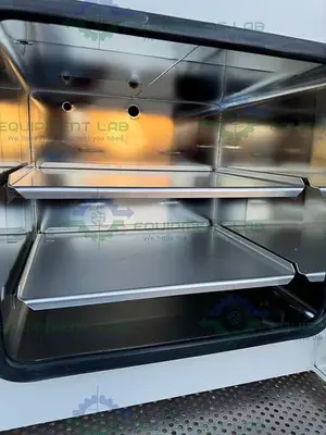 USED THERMO SCIENTIFIC VT 6060 M VACUUM OVEN 200°C, 1.8 CU FT, 120V, MFG 2022