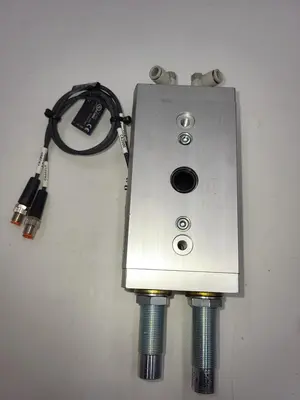 Used FESTO FESTO DRRD-25-180-FH-Y9A SEMI-ROTARY DRIVE Parts (Hydraulics and Pneumatics) | ND Industrial Surplus #1211483