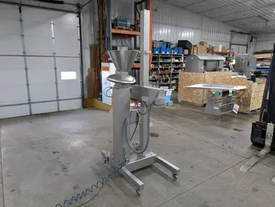USED 2008 BAKON CAKE DECORATOR