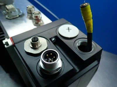 NEW SEW SERVODRIVE PHC21AA075M1E31A00