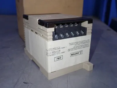 NEW OMRON CPM1A10CDRAV1