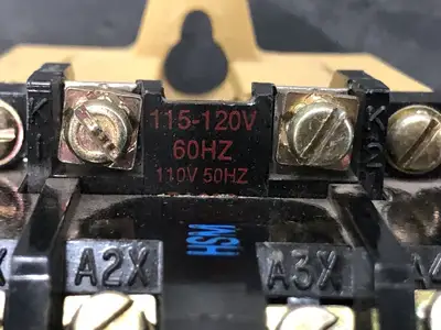 USED ALLEN-BRADLEY 700-P200A1