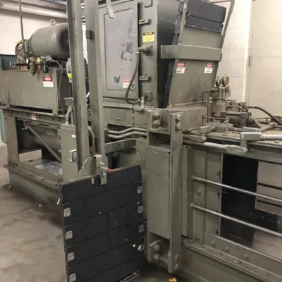 American Baler 10345 (Block Drop)