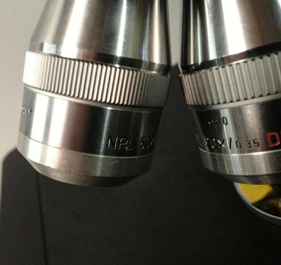 Leitz Ergolux Microscope Model 020-448.026 Trinocular Head 20x 50x Objectives