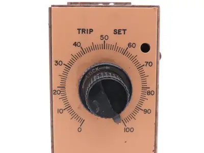 Rochester Instrument Systems ET-214 Low Trip Current Alarm 117VAC 10-50mA Input