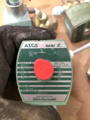 ASCO Red-Hat 8320G184 1/4″ 3-Way Brass Solenoid Valve 115PSI WOG -Lot of 6