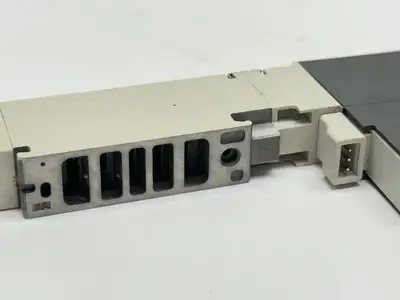 Used SMC VQC2401N-5 Pump & Valve Parts Michigan US | Maverick Industrial Sales #1487602