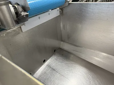 Surge Dip Tank W/Incline Flighted Belt Conveyor