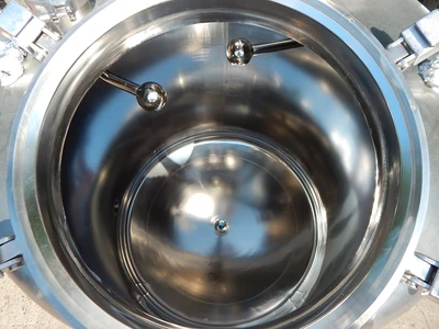 USED T & C STAINLESS 250 GALLON
