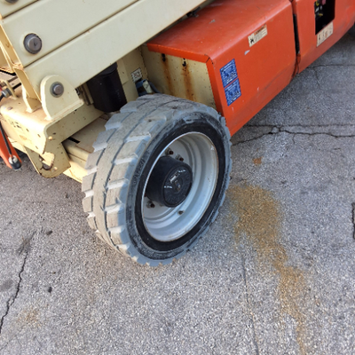 USED 2014 JLG 4069LE