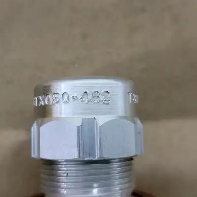 NEW T&B FITTINGS STX050-462