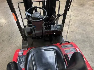 Used RAYMOND 4460C35S 4-Wheel Sit down Electric Counterbalance Forklifts Illinois US | Somerset Equipment Sales #1546152