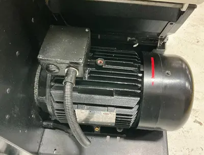 USED MILACRON MG-814