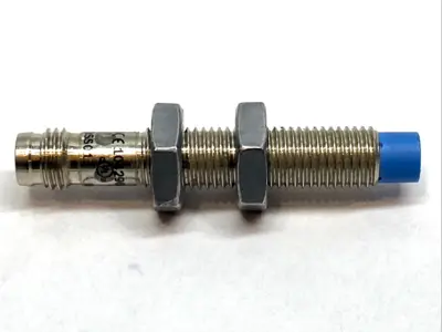 USED SICK INDUCTIVE PROXIMITY SENSOR M8 PNP NO 5MM RANGE IP67