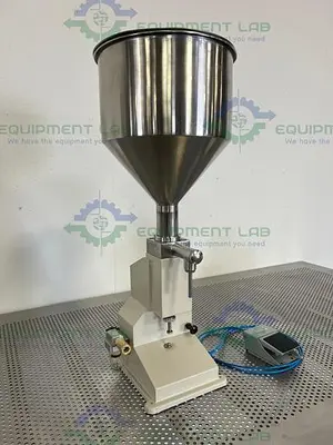 USED SUMEVE A02 5-50ML PNEUMATIC  LIQUID FILLING MACHINE