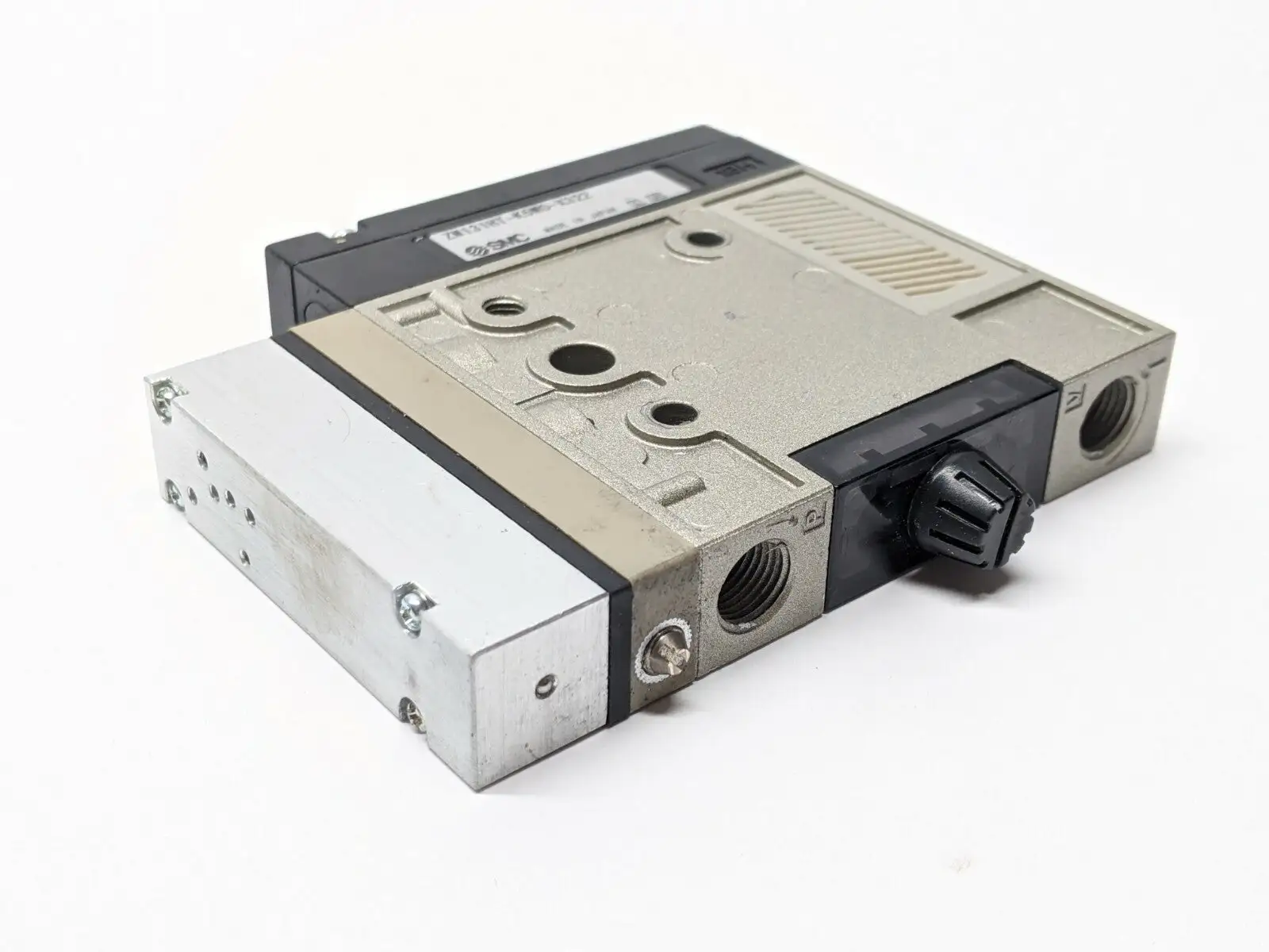 ZM131HT-K5WO-X322 | SMC  Vacuum Generator - Used